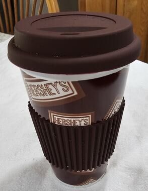 Hershey's Chocolate Ceramic Travel Mug Tumbler 12oz Brown Silicone Sleeve Lid